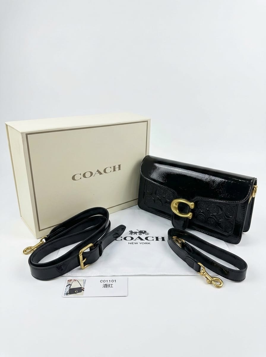 Coach Chain Clutch Ladies Bag